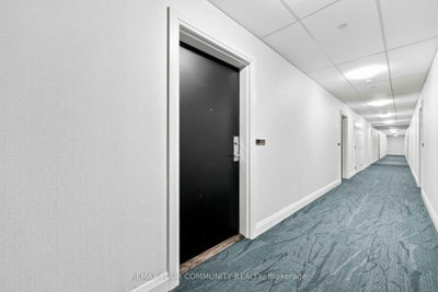 555 William Graham Drive • #238 • Aurora, ON photo 3
