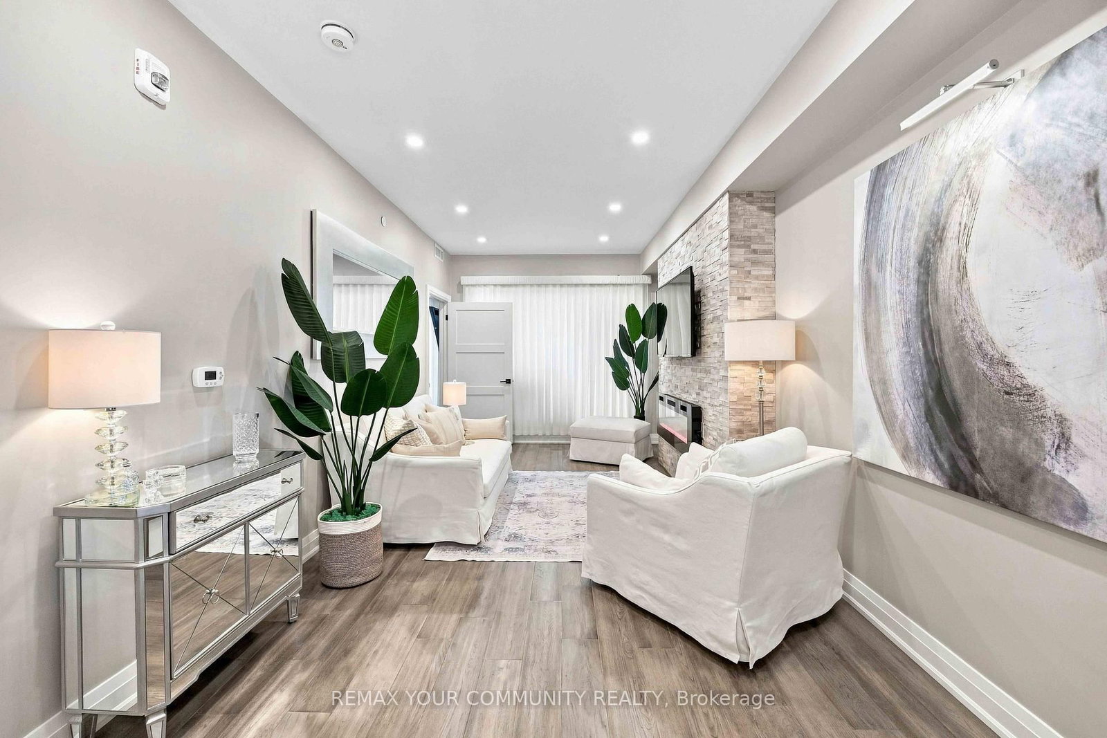 555 William Graham Drive • #238 • Aurora, ON photo 5