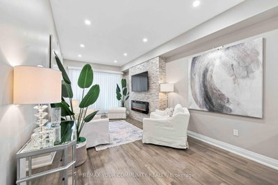 555 William Graham Drive • #238 • Aurora, ON photo 9