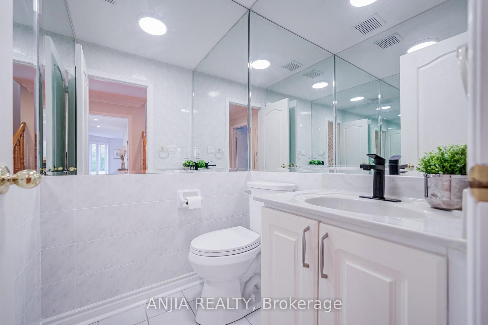 32 Turnberry Crescent • Markham, ON photo 19