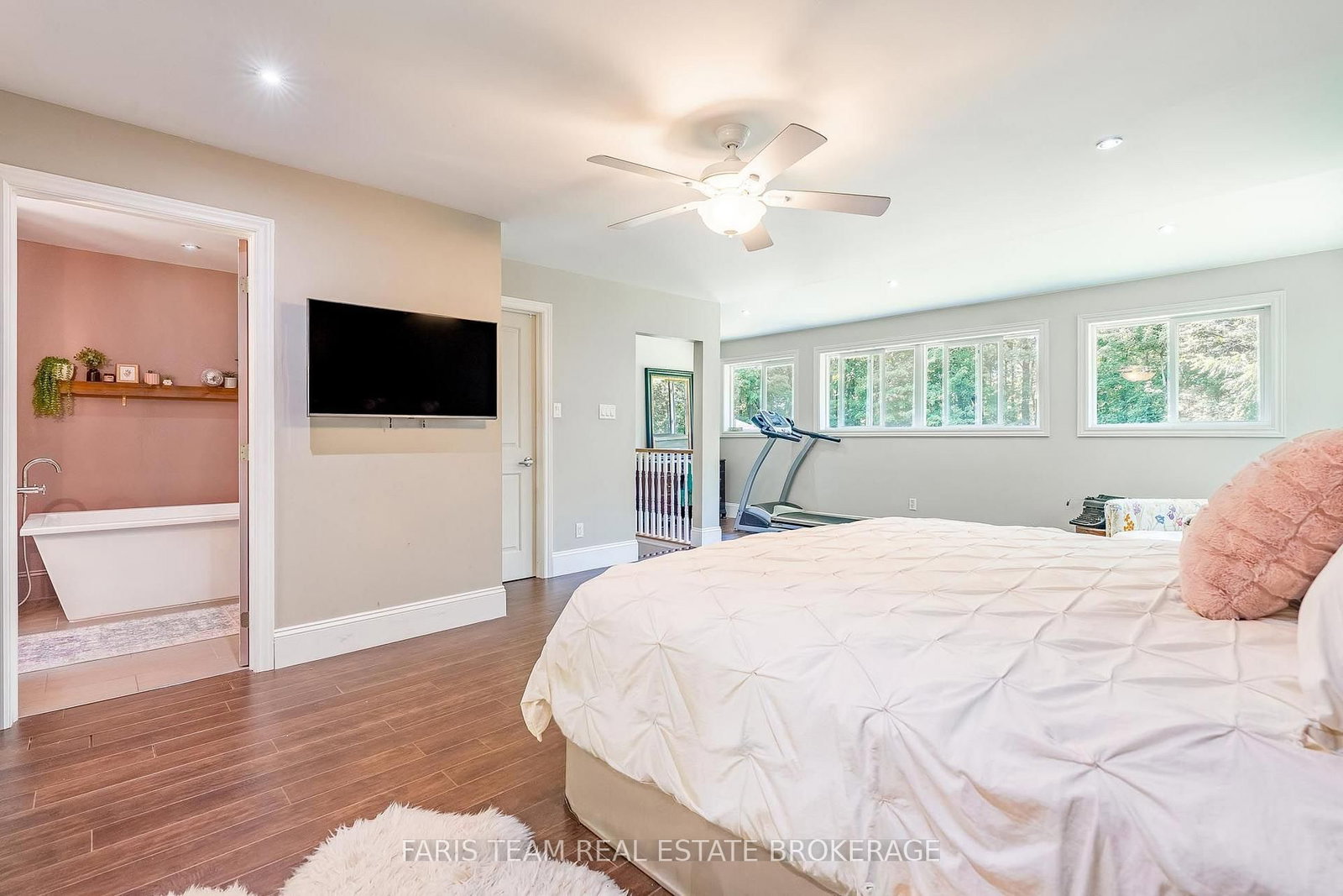 17956 Warden Avenue • East Gwillimbury, ON photo 17