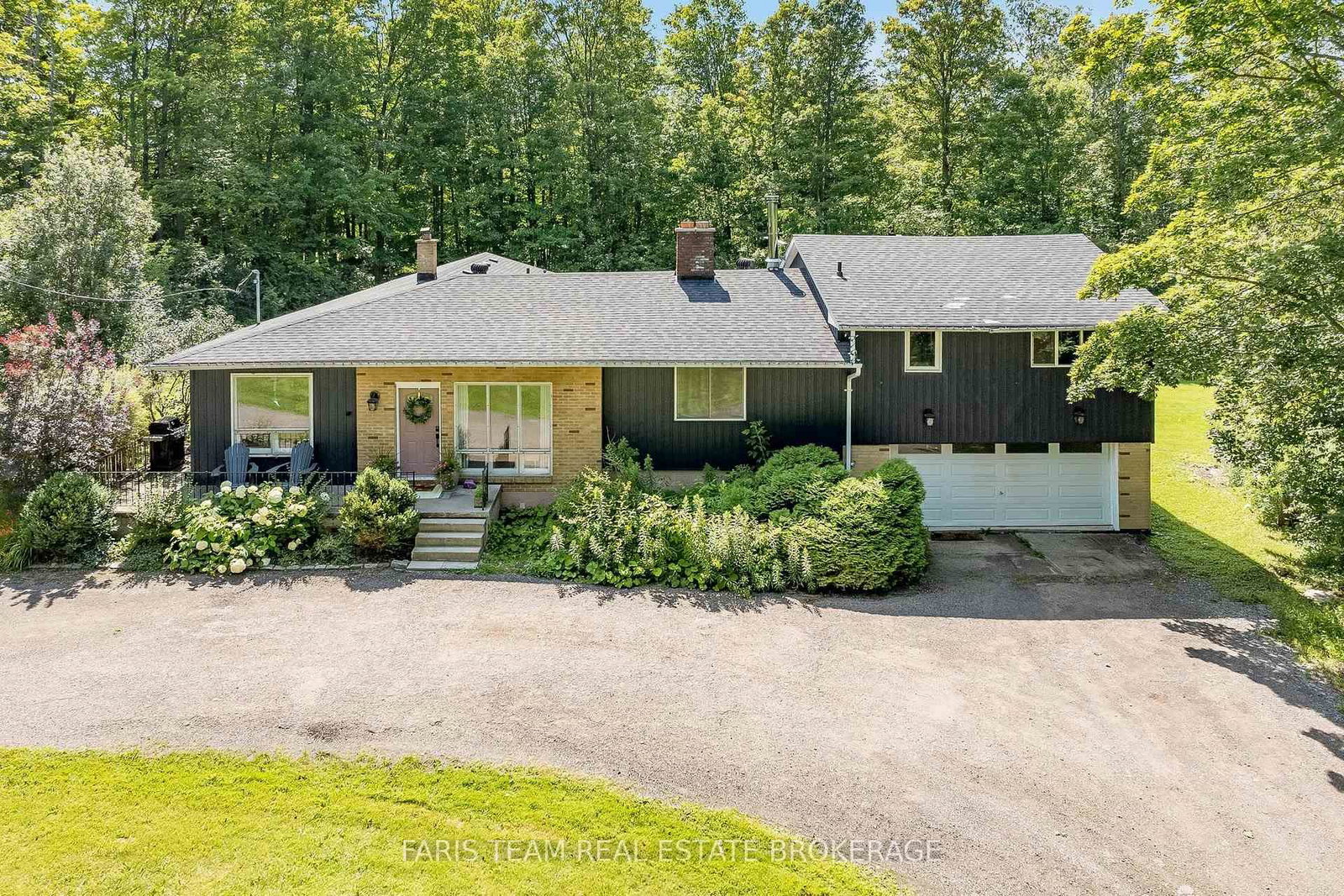 17956 Warden Avenue • East Gwillimbury, ON photo 3
