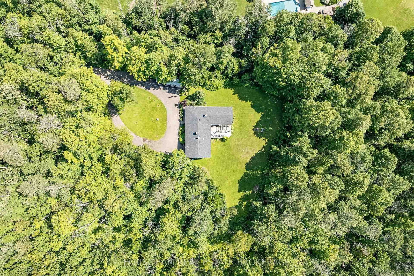 17956 Warden Avenue • East Gwillimbury, ON photo 34