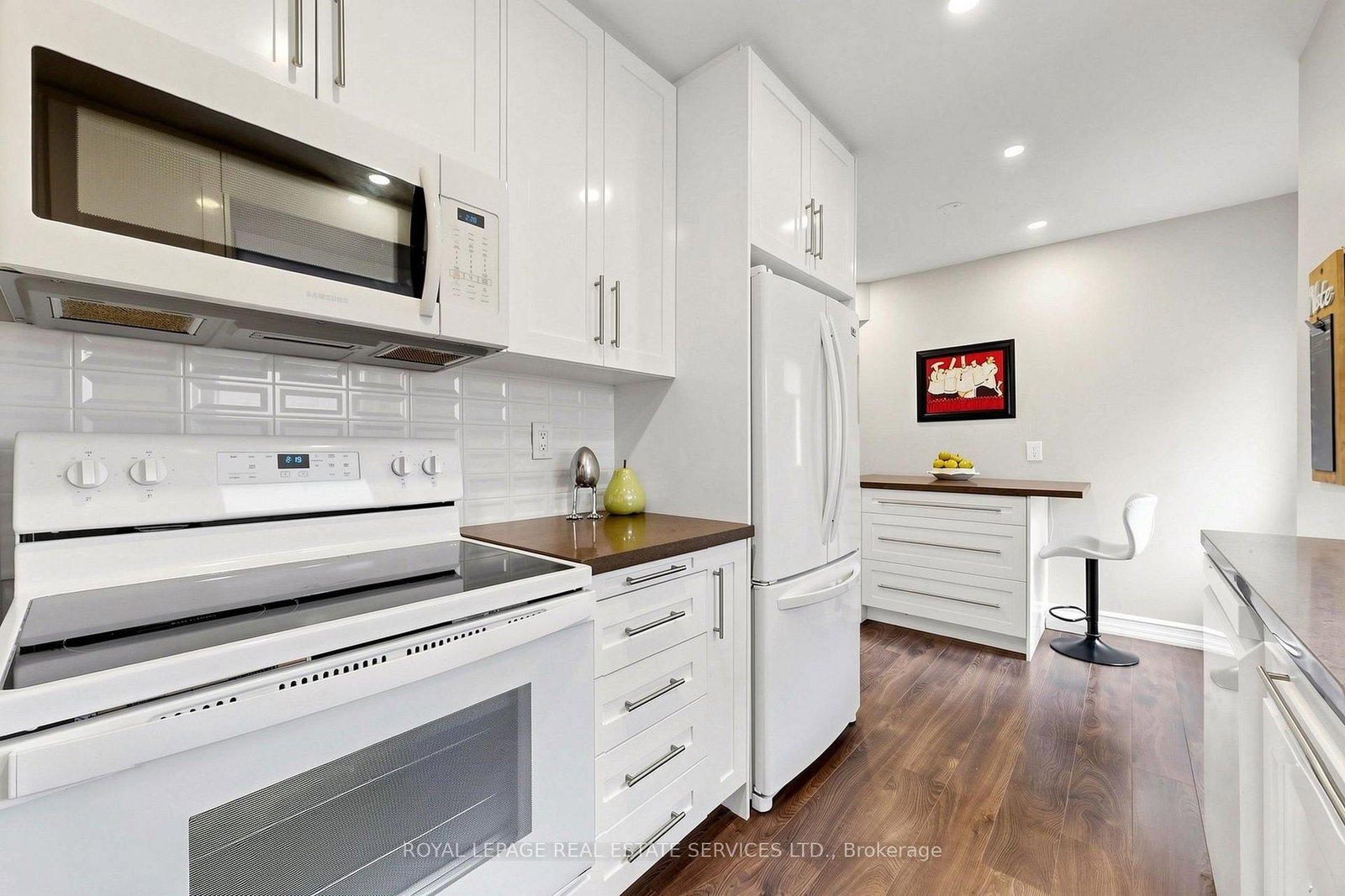 150 Tamarack Drive • Markham, ON photo 11