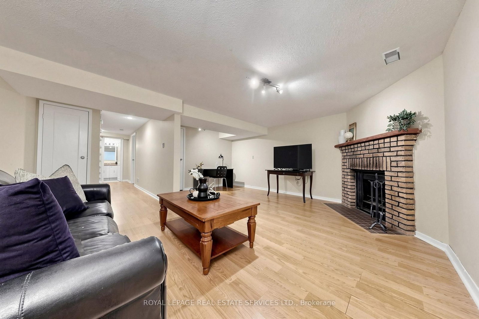150 Tamarack Drive • Markham, ON photo 28