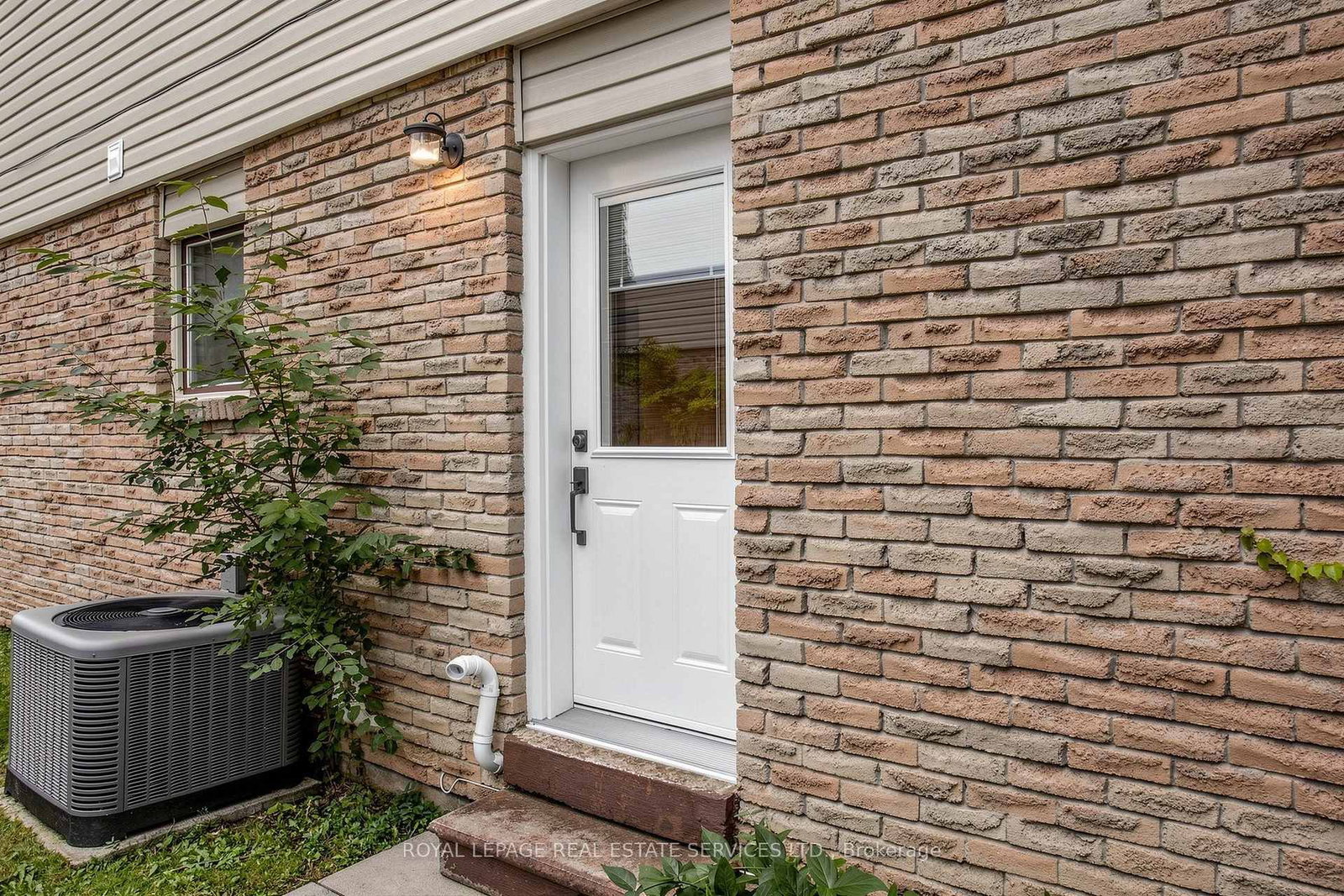 150 Tamarack Drive • Markham, ON photo 30