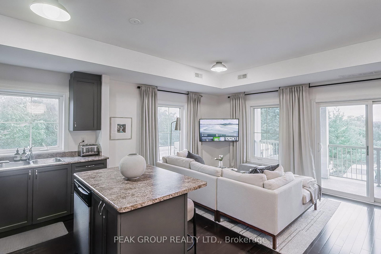 6884 14th Avenue • #2A • Markham, ON photo 5