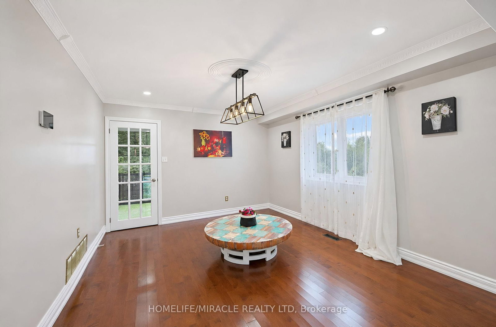 8173 Martin Grove Road • Vaughan, ON photo 11