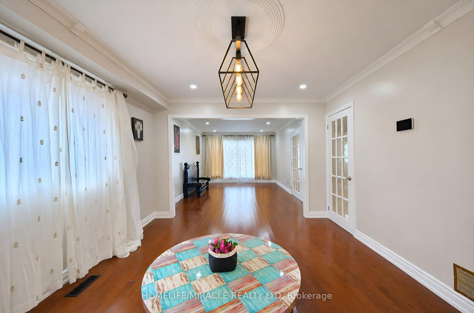 8173 Martin Grove Road • Vaughan, ON photo 13
