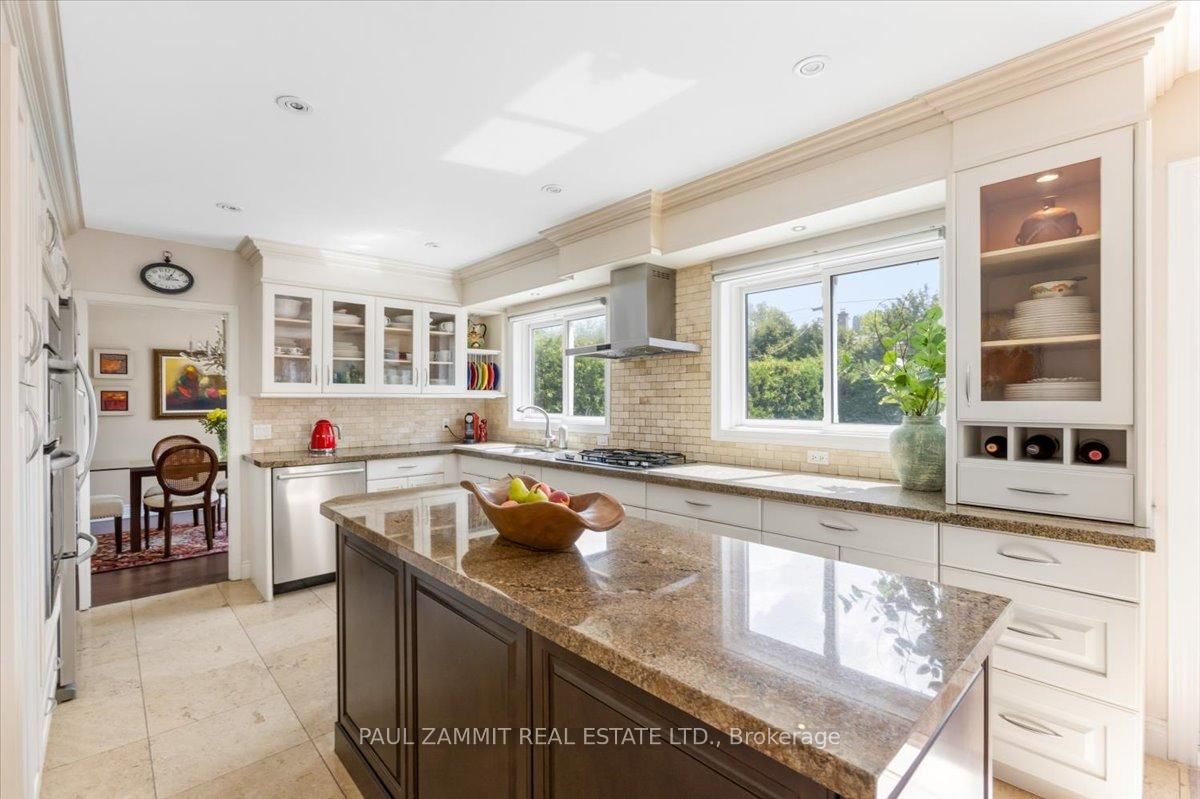 35 Almond Avenue • Markham, ON photo 16