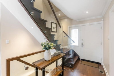 35 Almond Avenue • Markham, ON photo 6