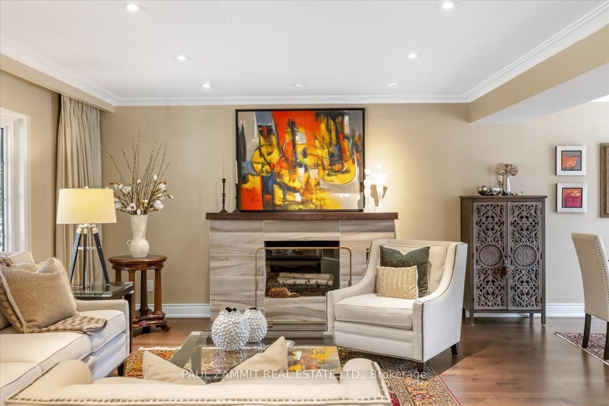35 Almond Avenue • Markham, ON photo 8
