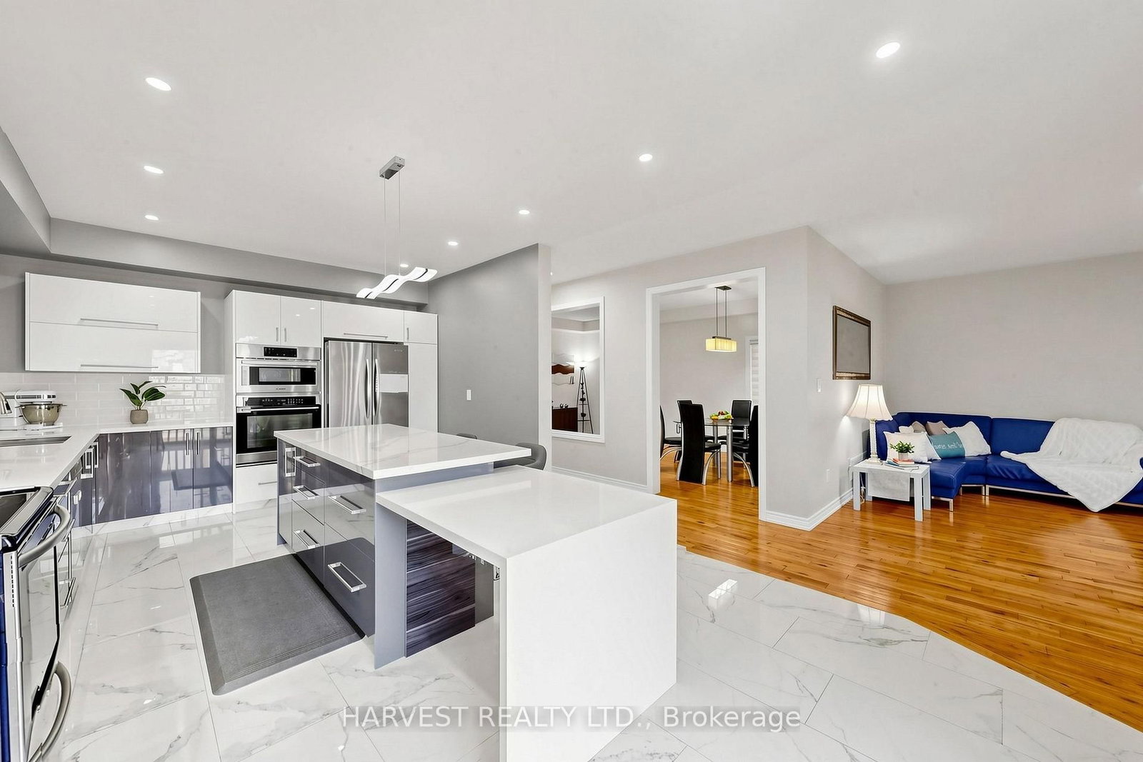 16 Mckenzie Way • Bradford West Gwillimbury, ON photo 10