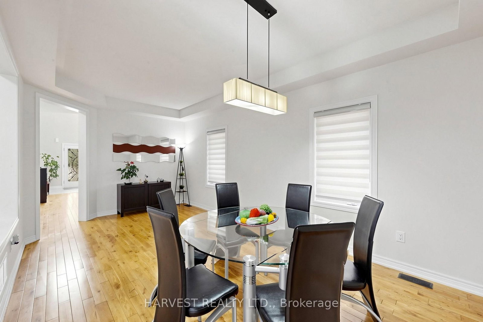 16 Mckenzie Way • Bradford West Gwillimbury, ON photo 14