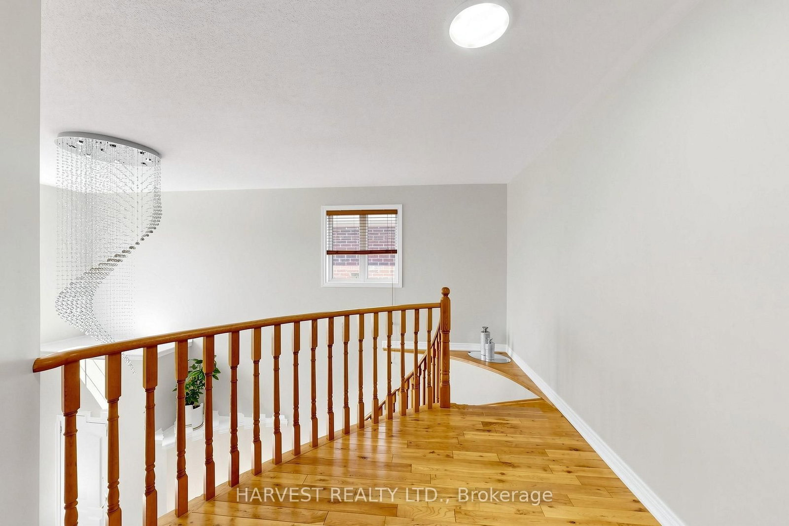 16 Mckenzie Way • Bradford West Gwillimbury, ON photo 18
