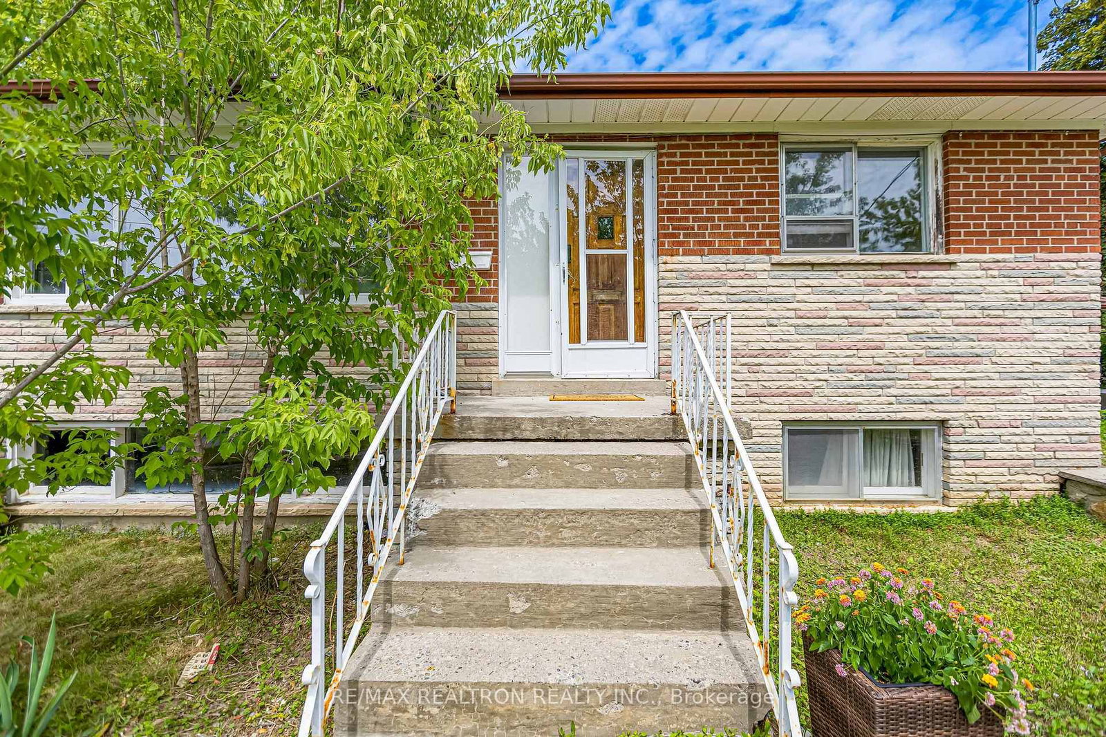 108 Garden Avenue • Richmond Hill, ON photo 12