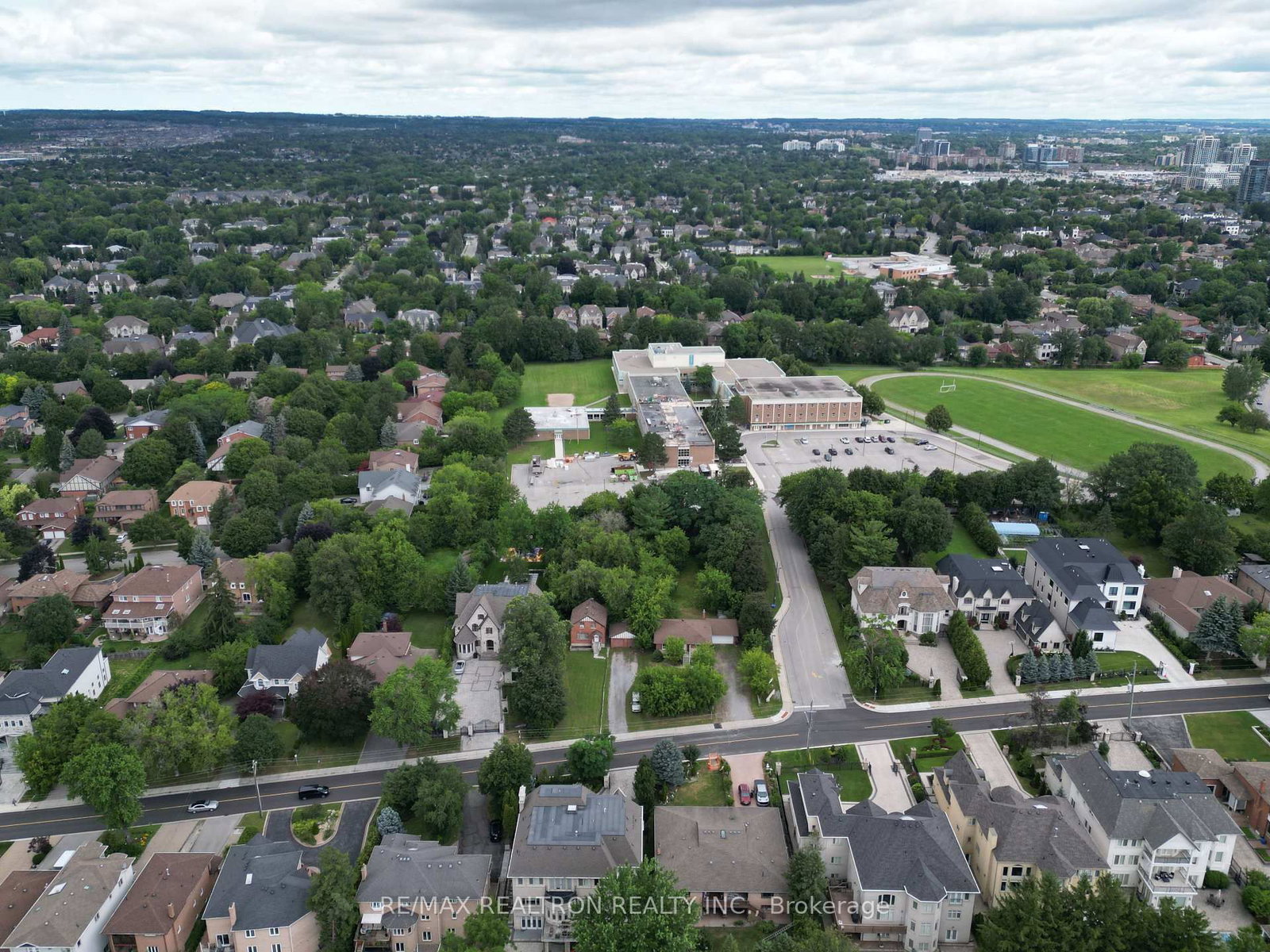 108 Garden Avenue • Richmond Hill, ON photo 47