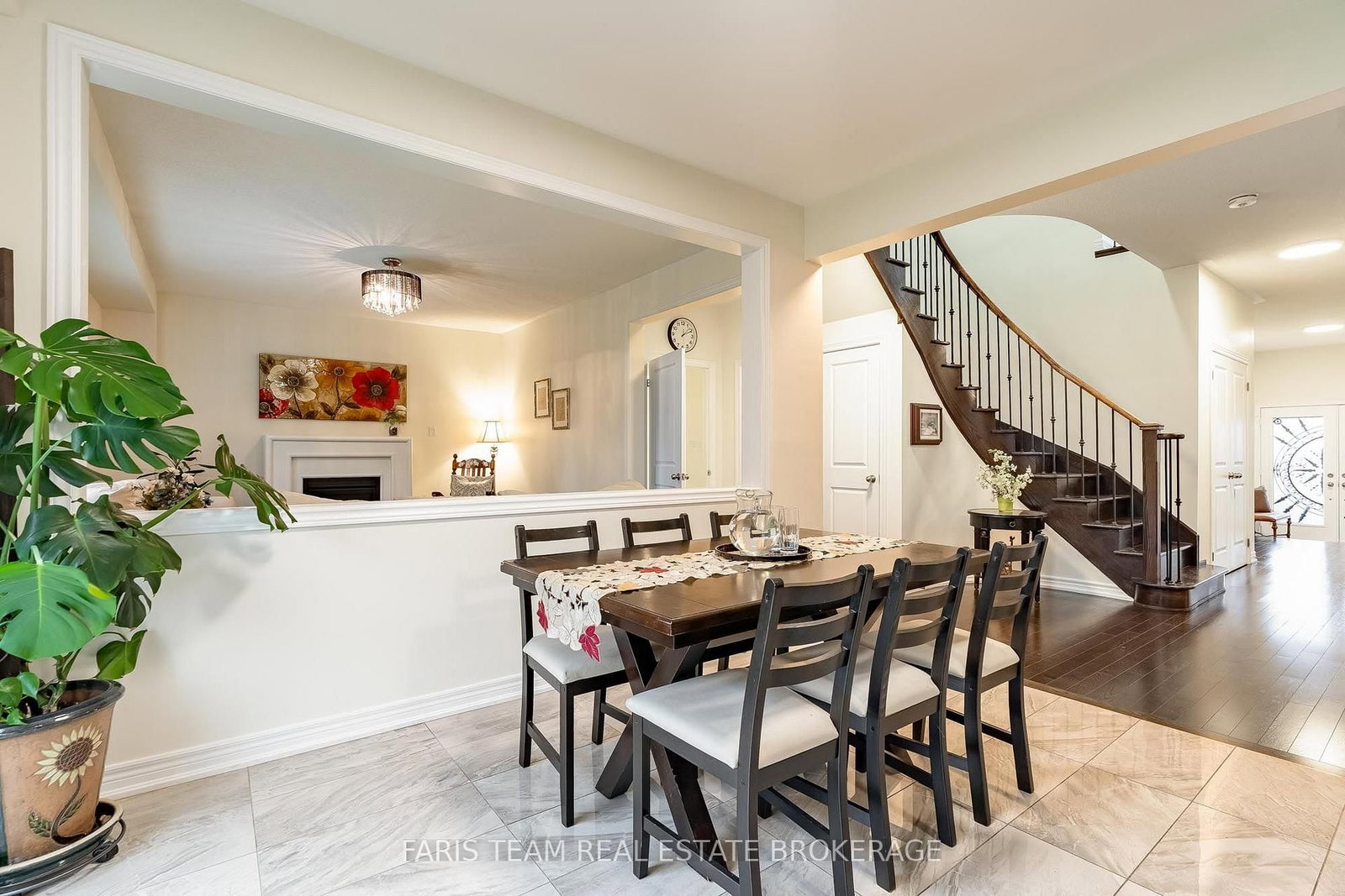 1284 Harrington Street • Innisfil, ON photo 10