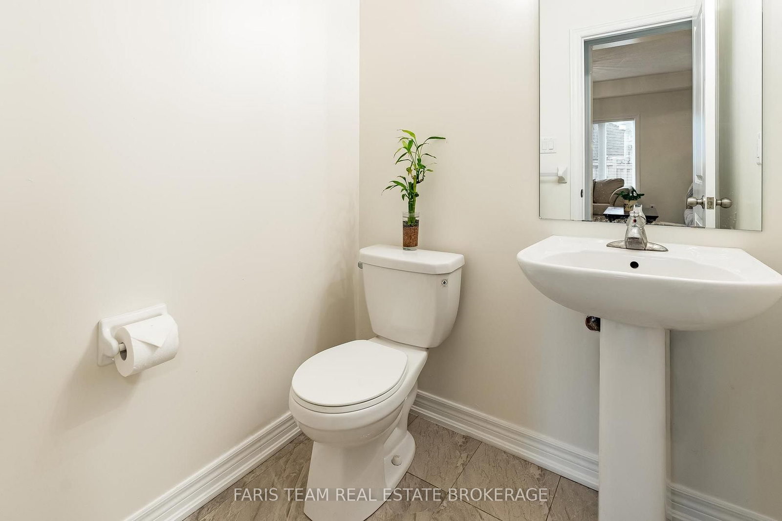 1284 Harrington Street • Innisfil, ON photo 19