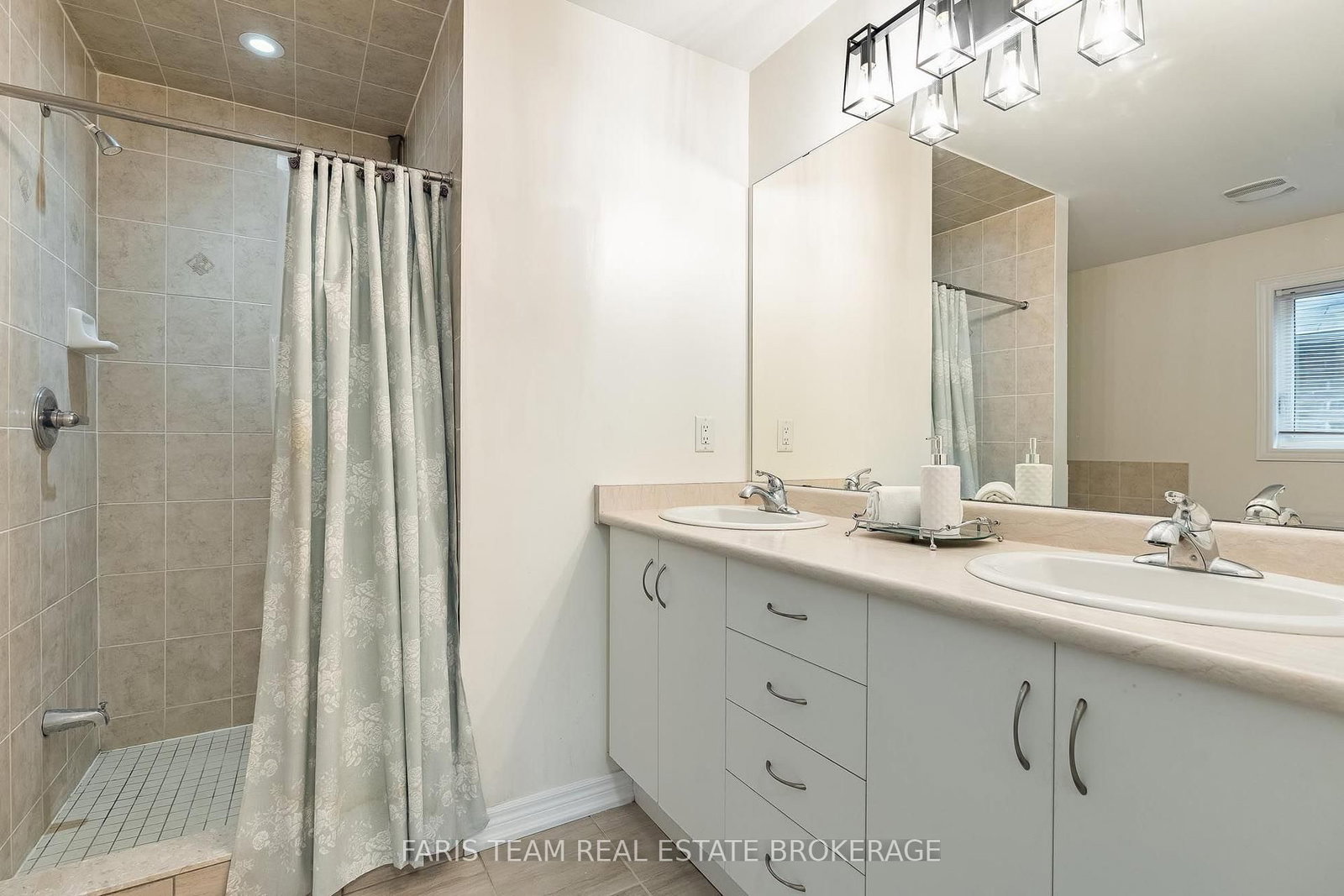1284 Harrington Street • Innisfil, ON photo 23
