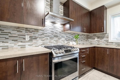 1284 Harrington Street • Innisfil, ON photo 8
