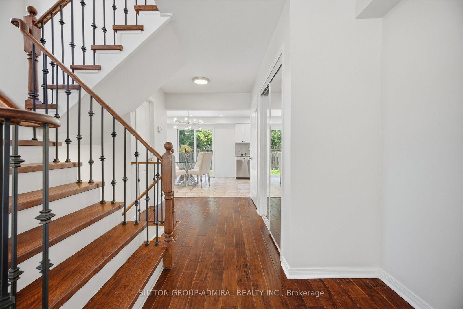 187 Red Maple Road • Richmond Hill, ON photo 10