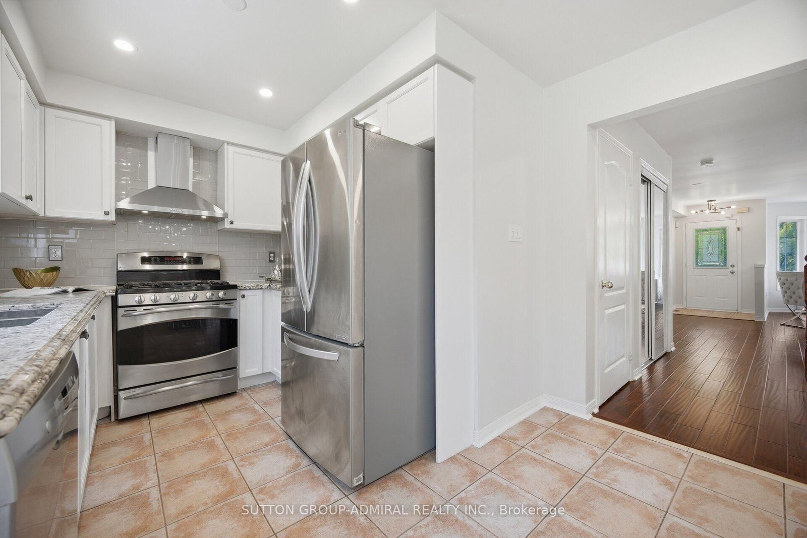 187 Red Maple Road • Richmond Hill, ON photo 11