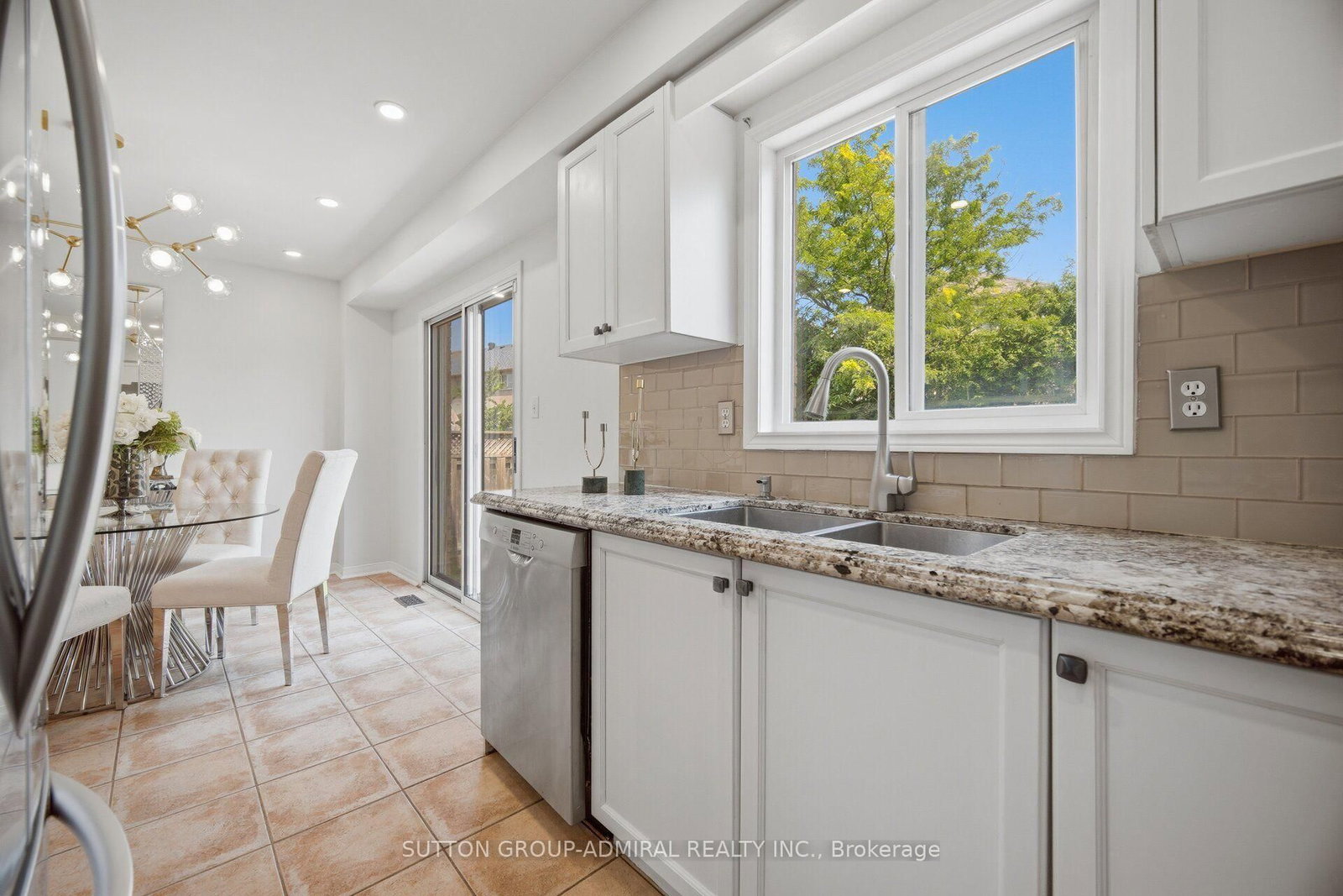 187 Red Maple Road • Richmond Hill, ON photo 14