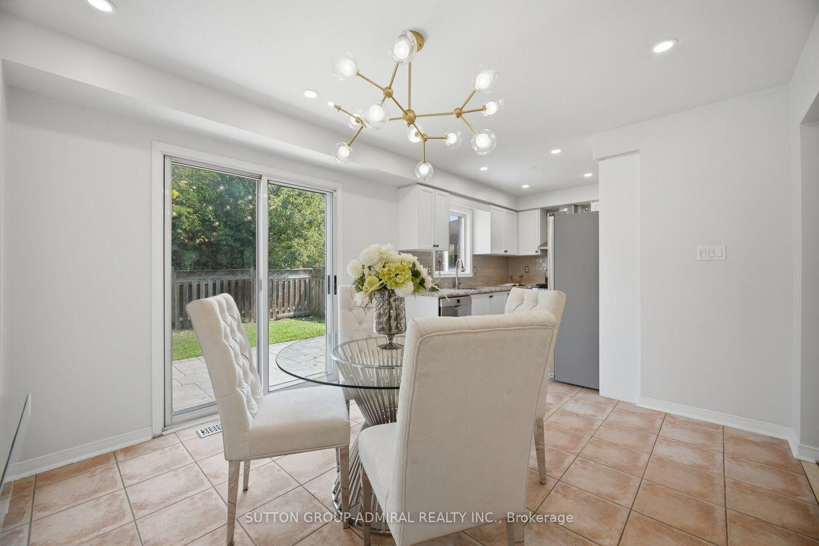 187 Red Maple Road • Richmond Hill, ON photo 16