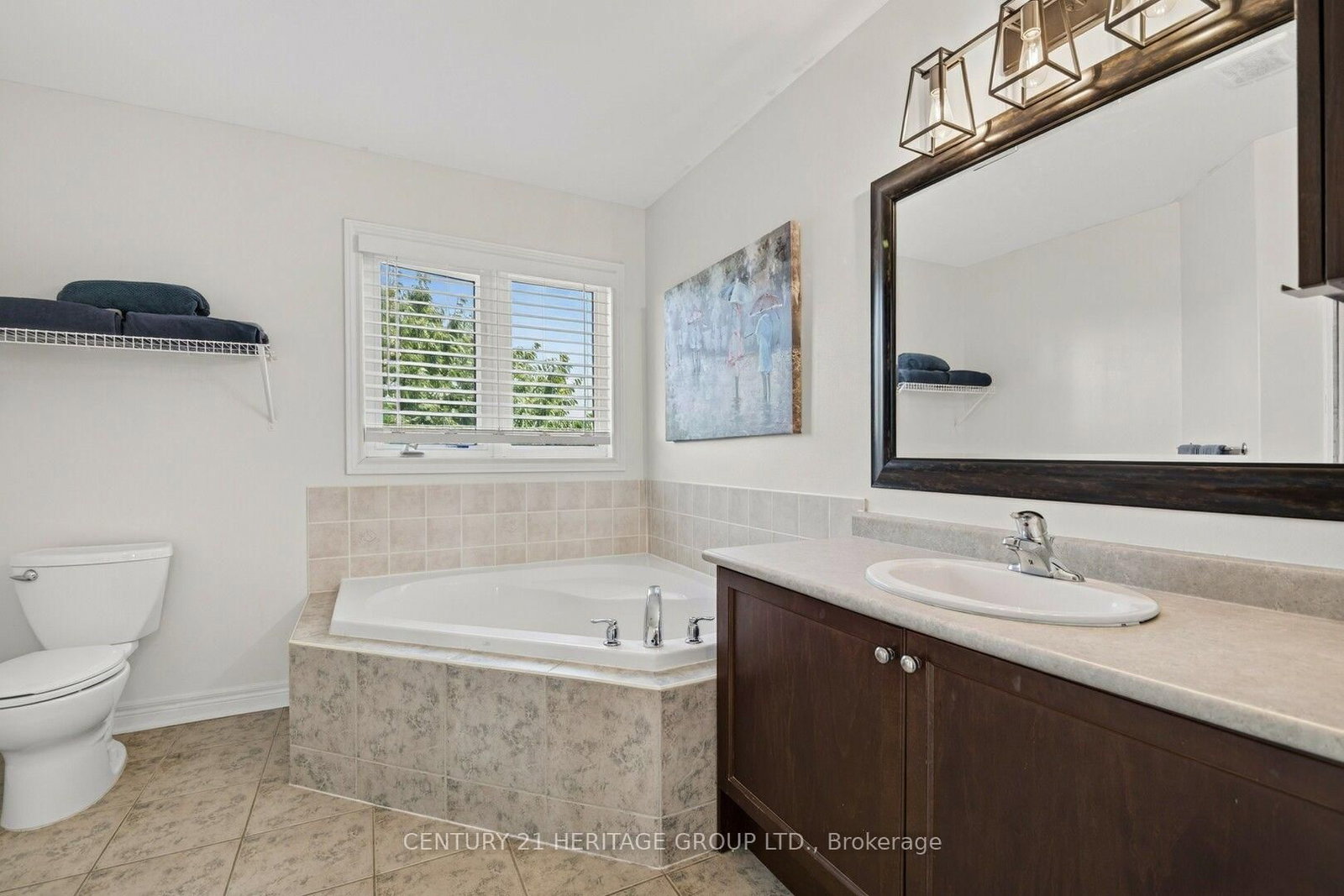 39 Booth Street • Bradford West Gwillimbury, ON photo 14