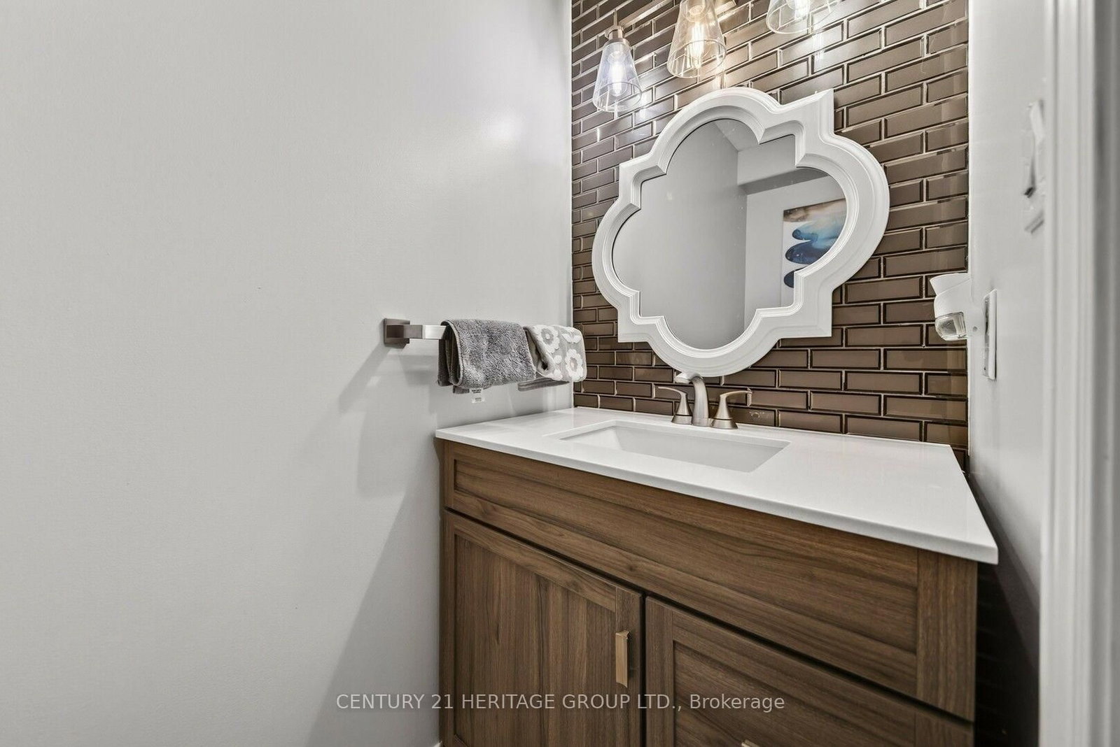 39 Booth Street • Bradford West Gwillimbury, ON photo 17