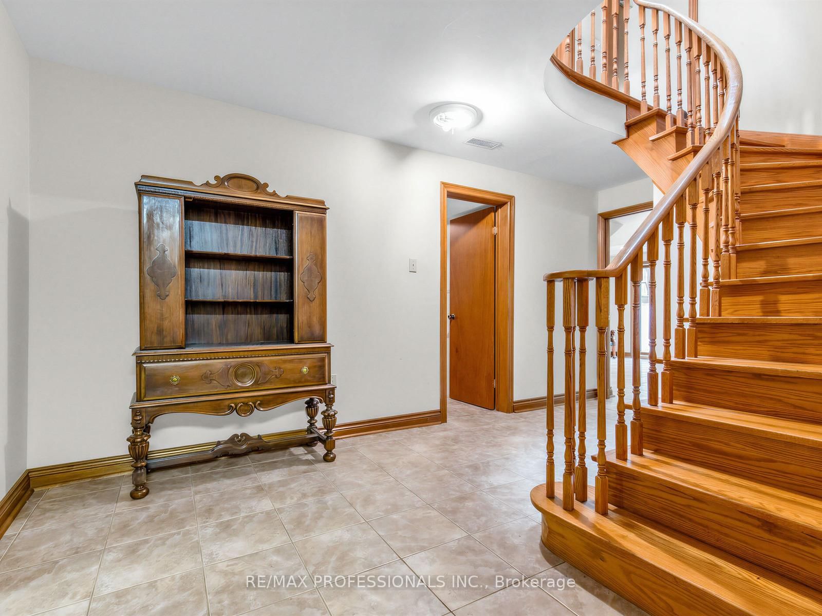 157 Coon's Road • Richmond Hill, ON photo 39