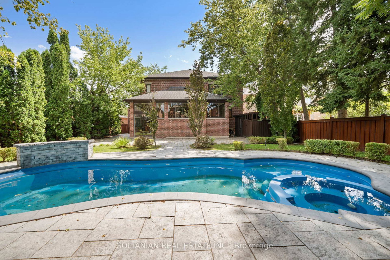 74 Yongehurst Road • Richmond Hill, ON photo 34