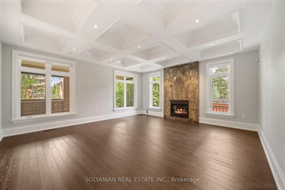 74 Yongehurst Road • Richmond Hill, ON photo 8