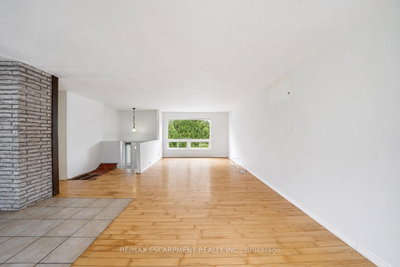 5 Elizabeth Street, Innisfil, ON, photo 3