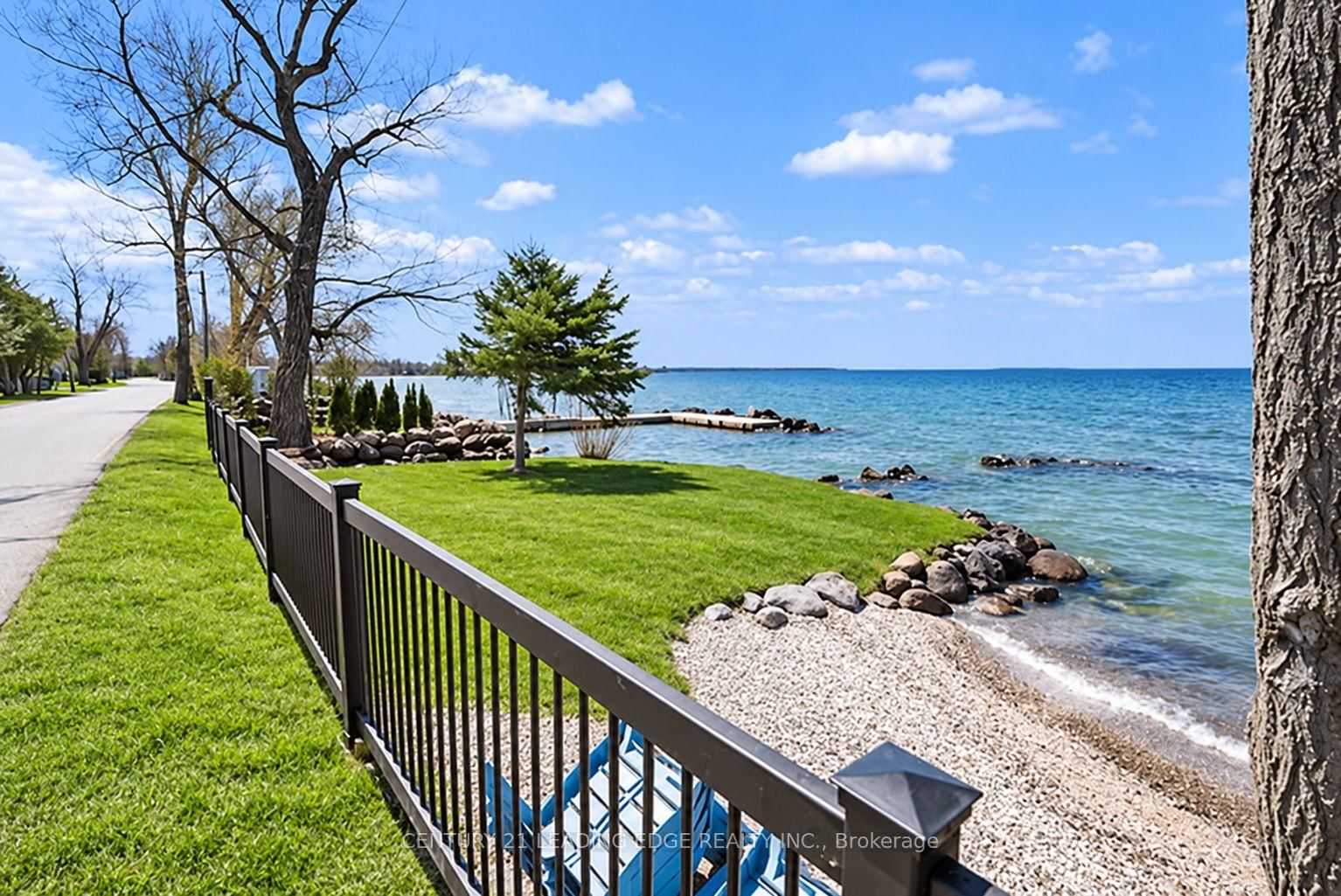 415 Lake Drive E • Georgina, ON photo 8