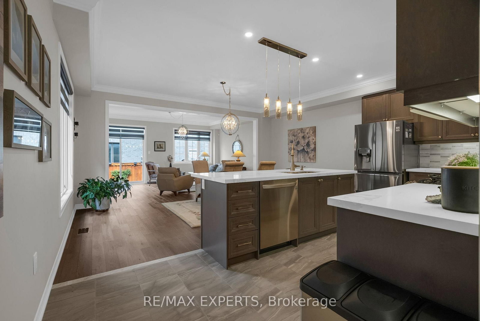 92 Robb Thompson Road • East Gwillimbury, ON photo 10