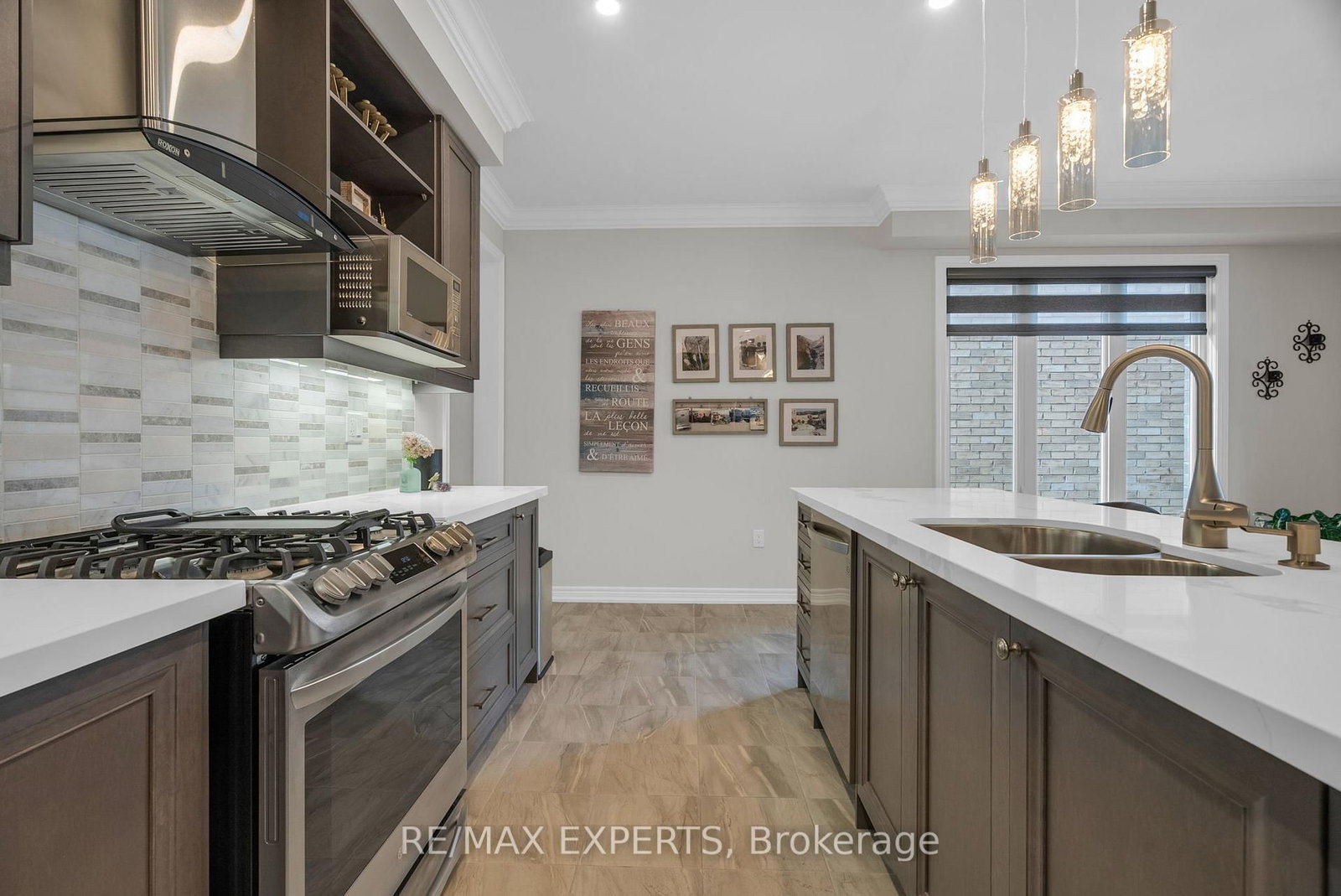 92 Robb Thompson Road • East Gwillimbury, ON photo 13