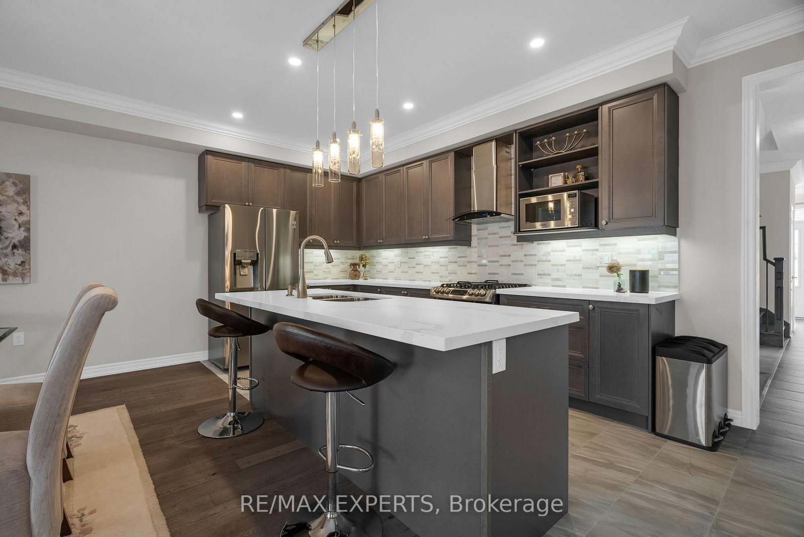 92 Robb Thompson Road • East Gwillimbury, ON photo 17
