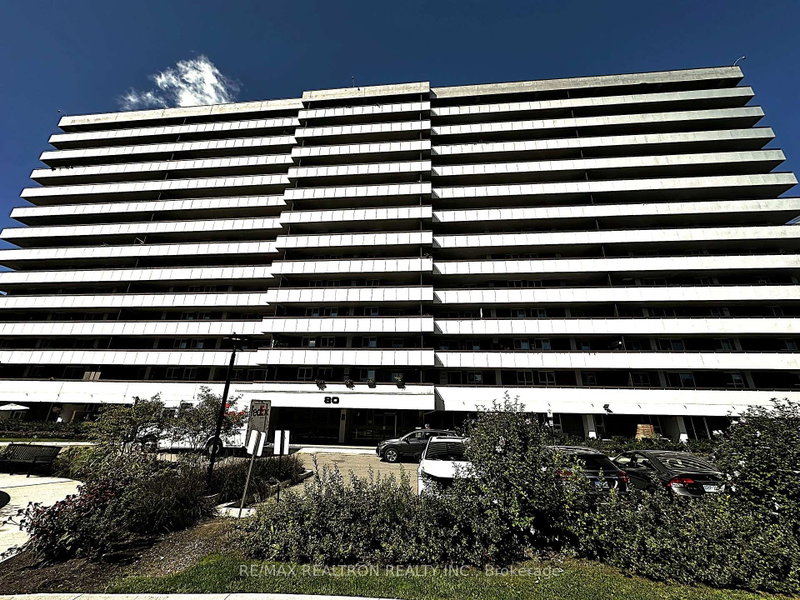 504 - 80 Inverlochy Boulevard