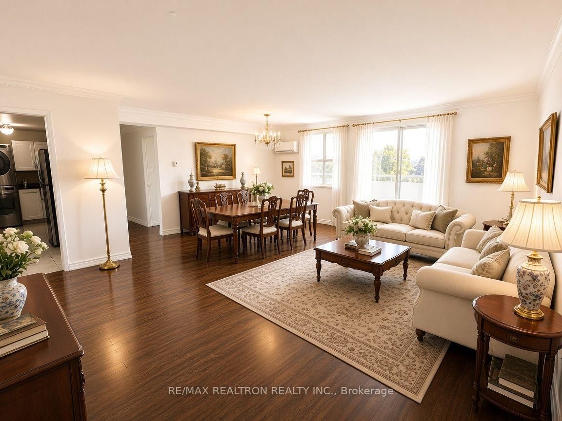 80 Inverlochy Boulevard • #504 • Markham, ON photo 3