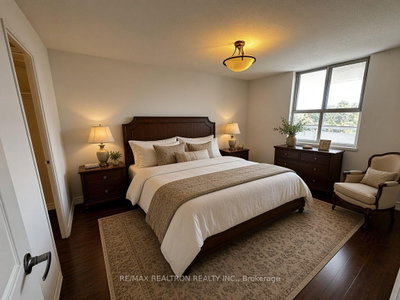 80 Inverlochy Boulevard • #504 • Markham, ON photo 9