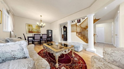 78 Zippora Drive • Richmond Hill, ON photo 7