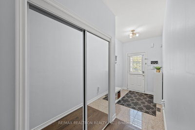 56 North Lake Road • #23 • Richmond Hill, ON photo 3