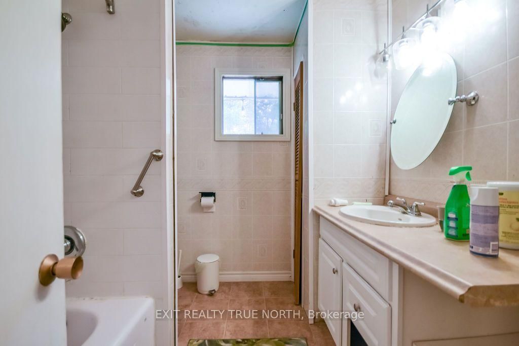 130 Sydenham Street • Essa, ON photo 13
