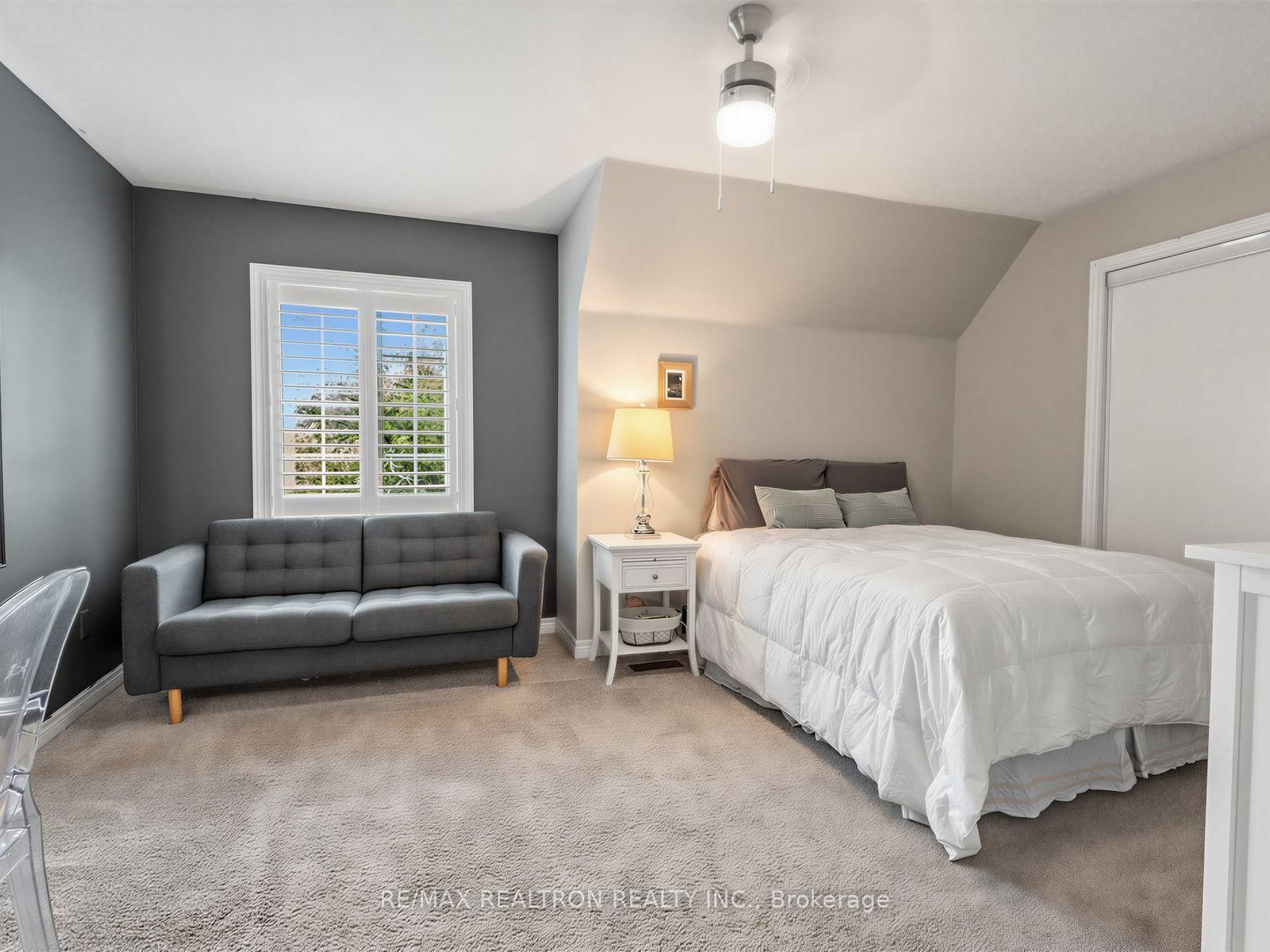 222 Birkshire Drive • Aurora, ON photo 28