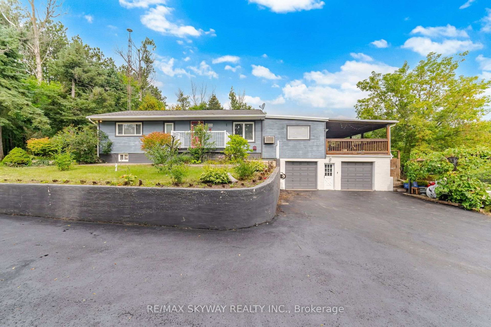 9476 Highway 9 • Adjala-Tosorontio, ON photo 1