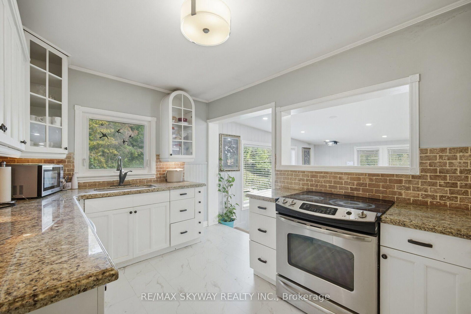 9476 Highway 9 • Adjala-Tosorontio, ON photo 13