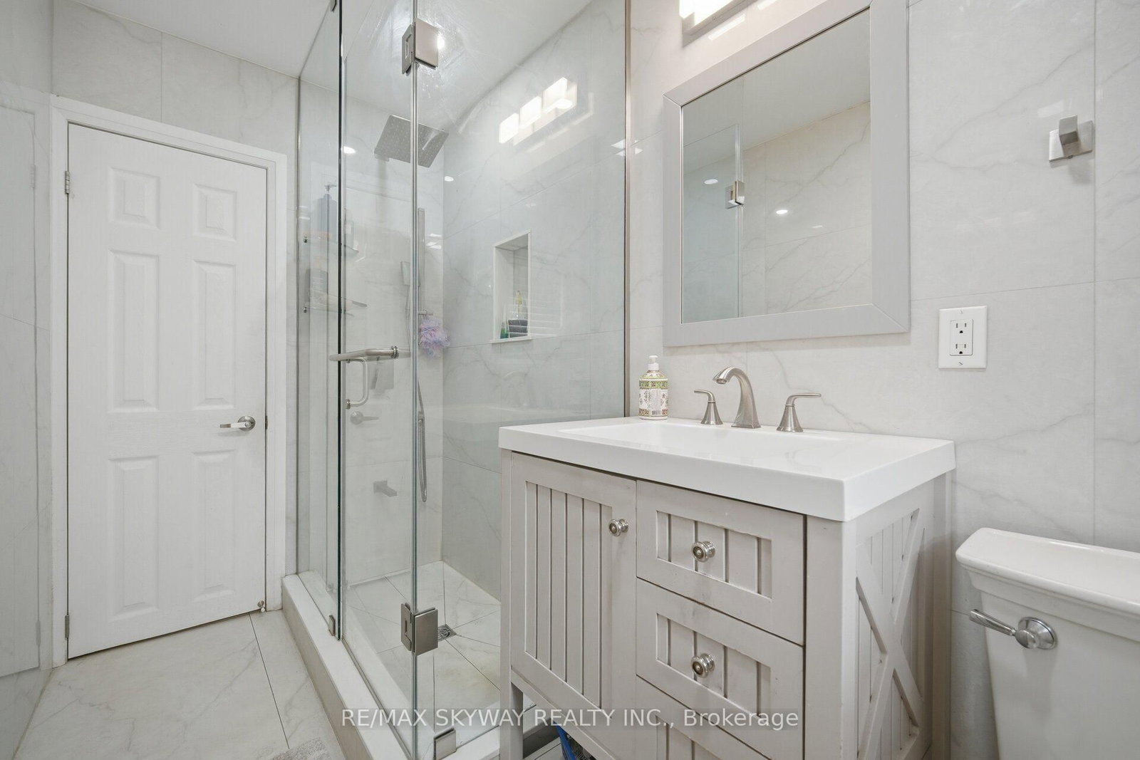 9476 Highway 9 • Adjala-Tosorontio, ON photo 24