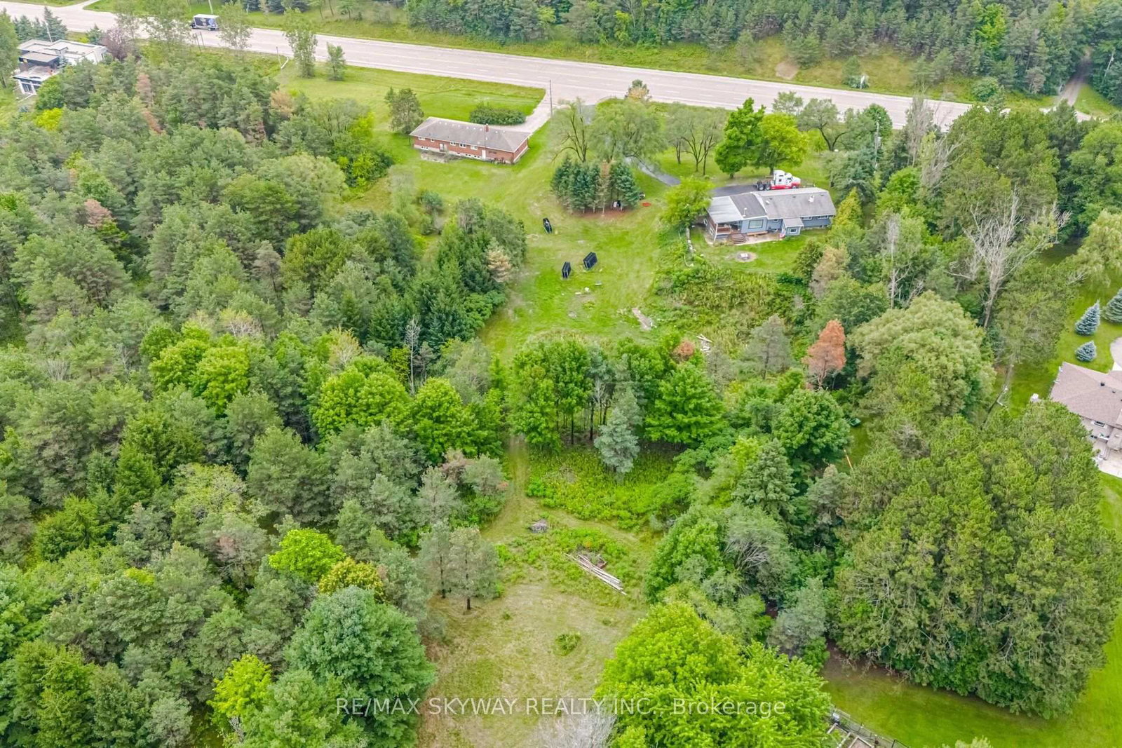 9476 Highway 9 • Adjala-Tosorontio, ON photo 42